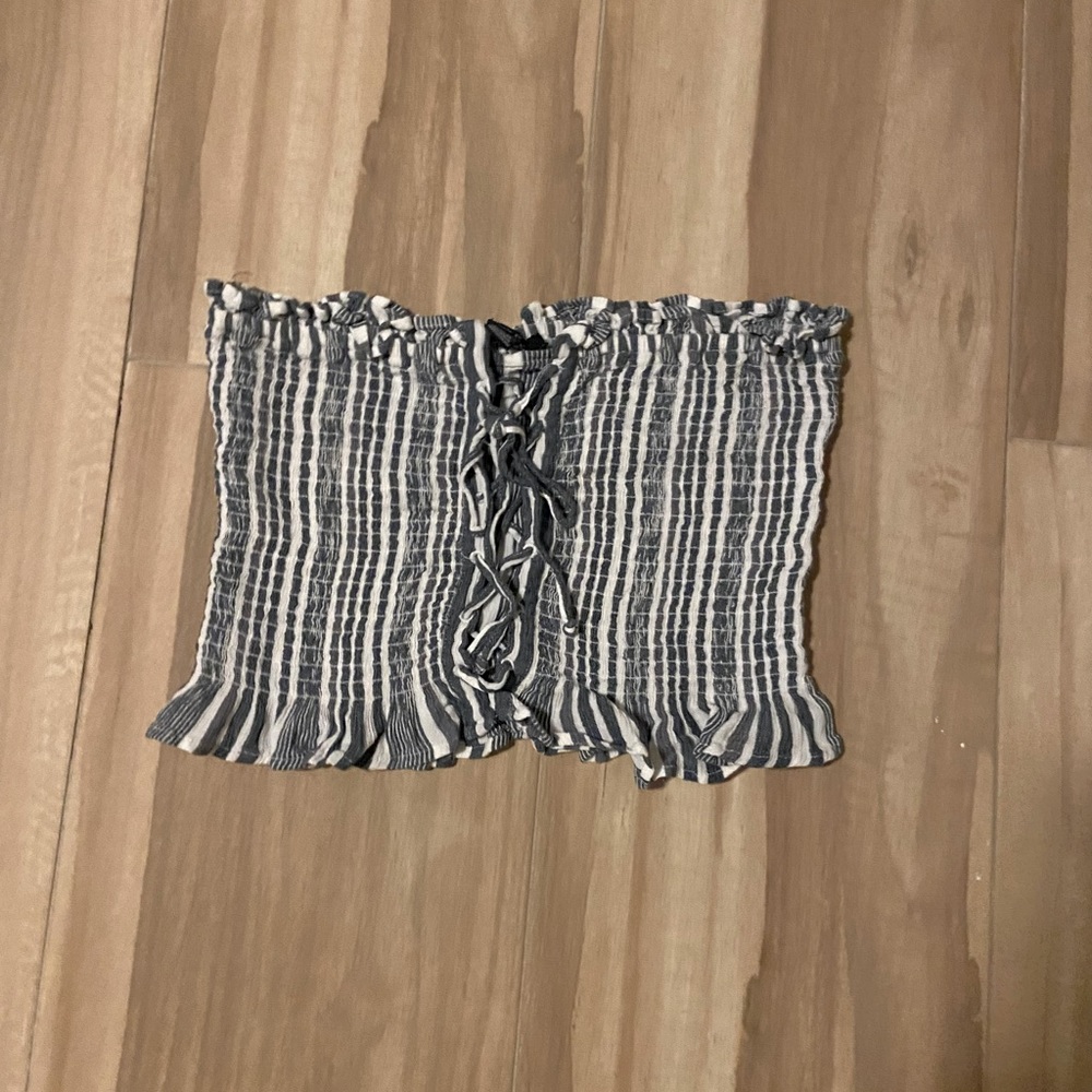American eagle crop top